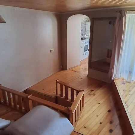 нестандартно бутиково студио за двама романтика Apartment