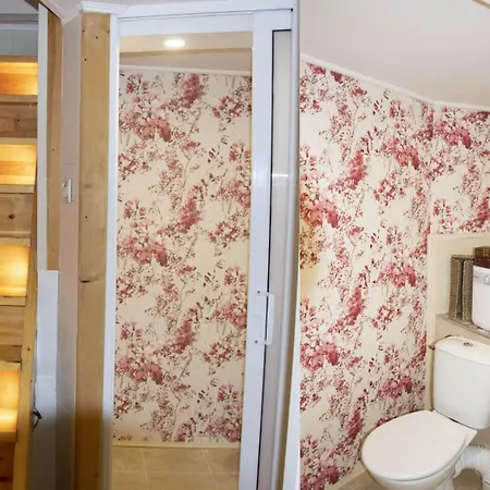 Apartment нестандартно бутиково студио за двама романтика *