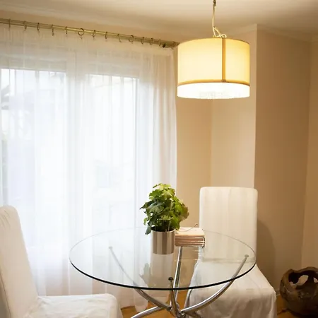 нестандартно бутиково студио за двама романтика