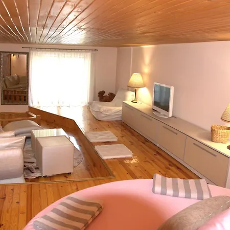 нестандартно бутиково студио за двама романтика Apartament